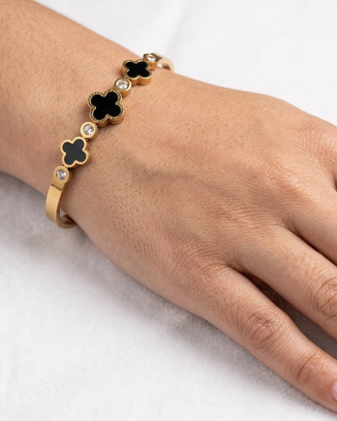 Midnight Clover Sparkle Bangle ✨