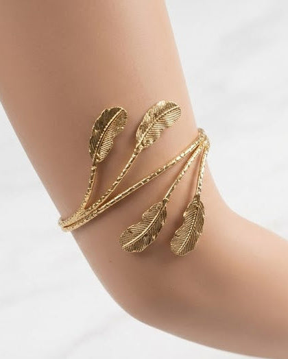 Golden Feather Elegance Arm Cuff